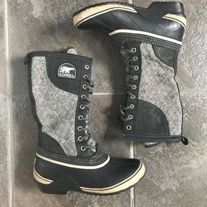 Sorel sz 6 waterproof snow boots